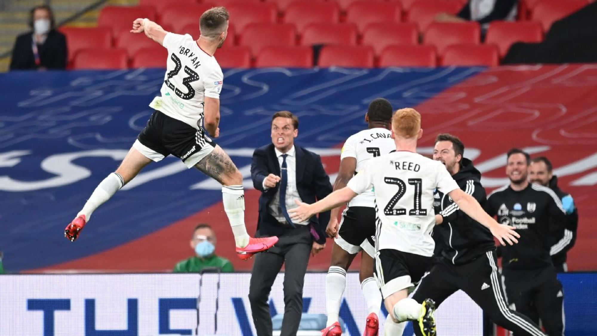 中保持冷静 中保持冷静